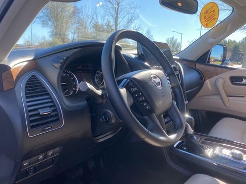 Used 2024 Nissan Armada SL w/ Captain's Chairs Package image 14