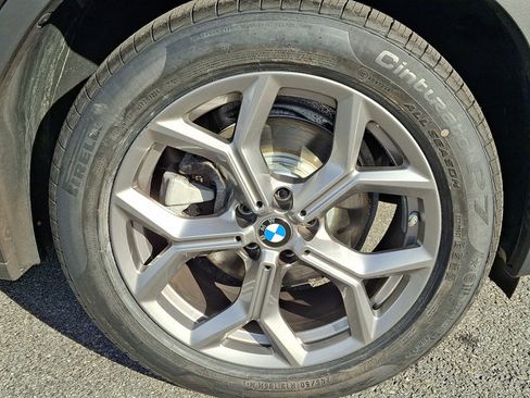 Certified 2023 BMW X4 xDrive30i w/ Premium Package image 8