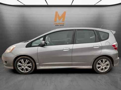 Used 2010 Honda Fit Sport image 2