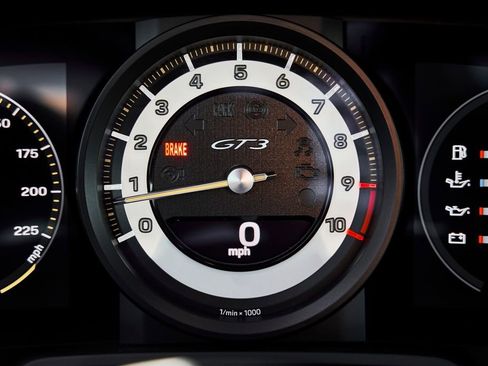 Used 2023 Porsche 911 GT3 RWD image 53