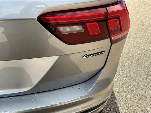 Used 2024 Volkswagen Tiguan SE R-Line w/ MDO Package, Two-Row image 22