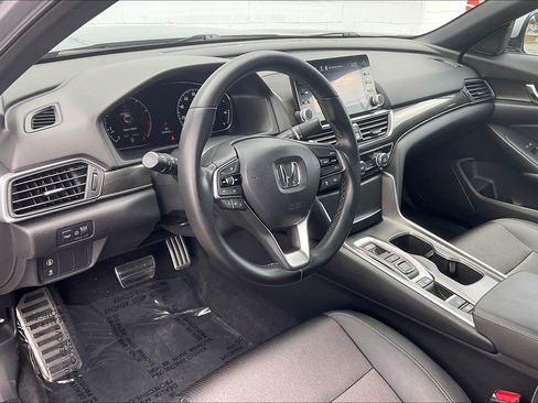 Used 2020 Honda Accord Sport image 14
