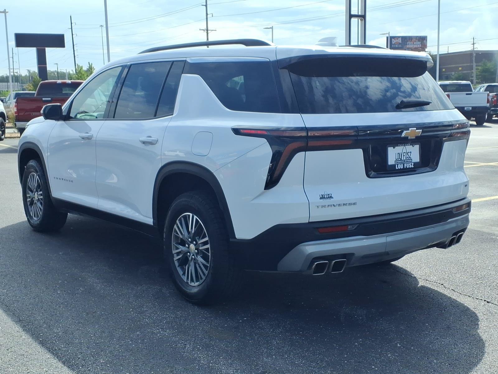 Used 2024 Chevrolet Traverse LT w/ LPO, Floor Liner Package FWD image 5