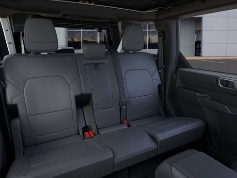 New 2025 Ford Bronco Outer Banks image 11