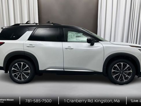 New 2026 Nissan Pathfinder Platinum AWD/4WD image 4