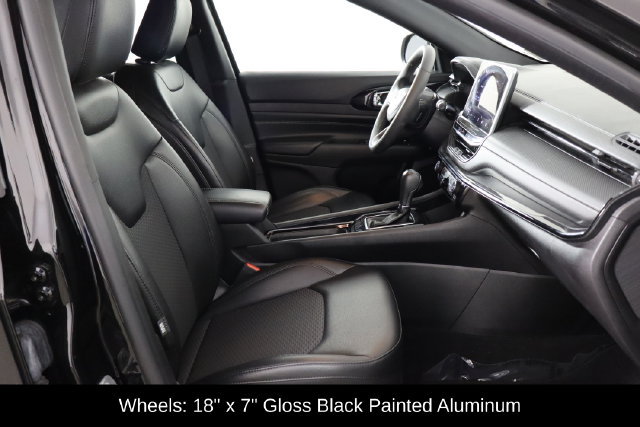 Used 2022 Jeep Compass Latitude FWD image 17