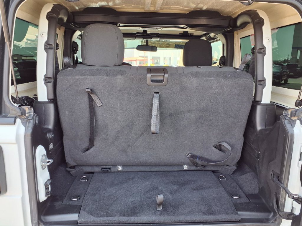 Used 2021 Jeep Wrangler Sport AWD/4WD image 11