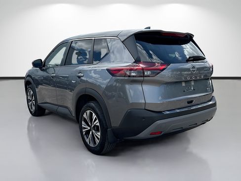 Used 2023 Nissan Rogue SV FWD image 5