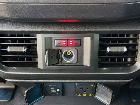 Used 2023 Ford F150 Lariat w/ Equipment Group 502A High AWD/4WD image 41