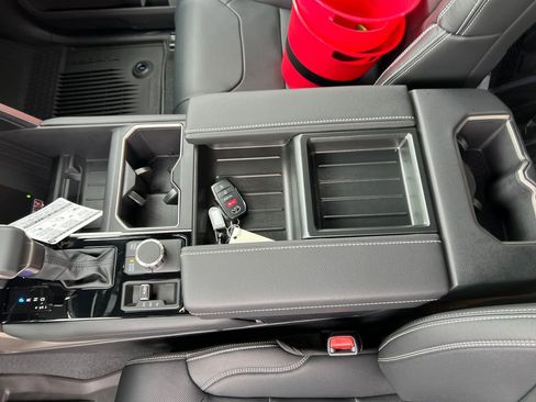 New 2026 Toyota Tundra Limited AWD/4WD image 27