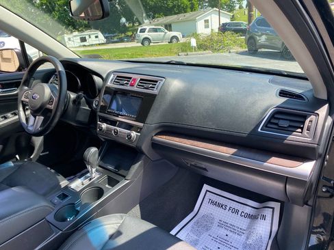 Used 2015 Subaru Outback 3.6R Limited AWD/4WD image 32