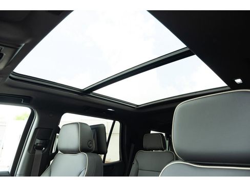 New 2026 GMC Yukon Elevation image 16