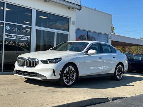 Certified 2024 BMW 540i xDrive 540i xDrive Sedan w/ Premium Package image 4