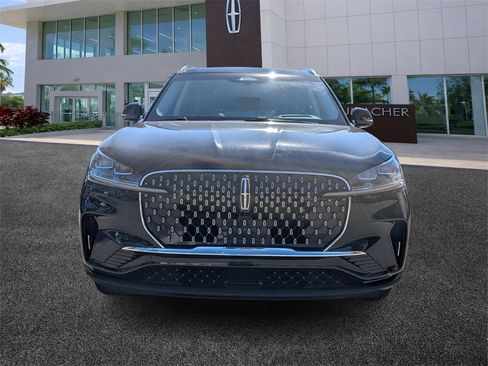Certified 2025 Lincoln Aviator Reserve w/ Illumination Package image 2