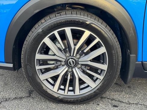 Certified 2023 Nissan Kicks SR w/ SR Premium Package image 9