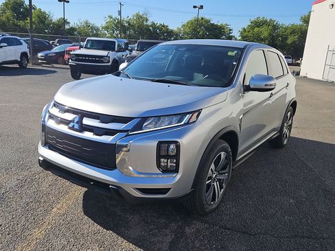 New 2025 Mitsubishi Outlander Sport SE image 4