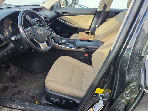 Used 2018 Lexus IS 300 AWD image 5