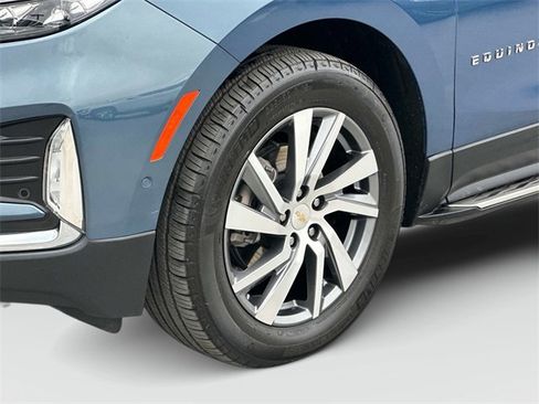 Used 2024 Chevrolet Equinox Premier image 29