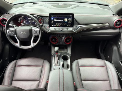 Used 2025 Chevrolet Blazer RS FWD image 23