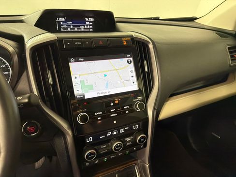 Used 2019 Subaru Ascent Touring AWD/4WD image 16