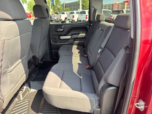 Used 2018 Chevrolet Silverado 1500 LT w/ All Star Edition AWD/4WD image 10