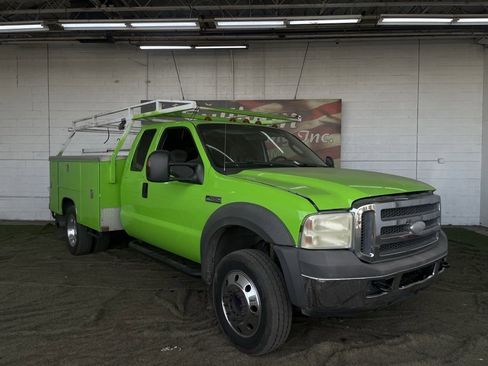 Used 2005 Ford F450 2WD SuperCab Super Duty image 7