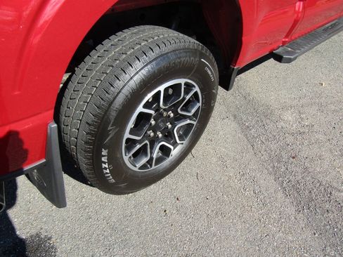 Used 2022 Ford F150 XLT w/ Equipment Group 302A High AWD/4WD image 40