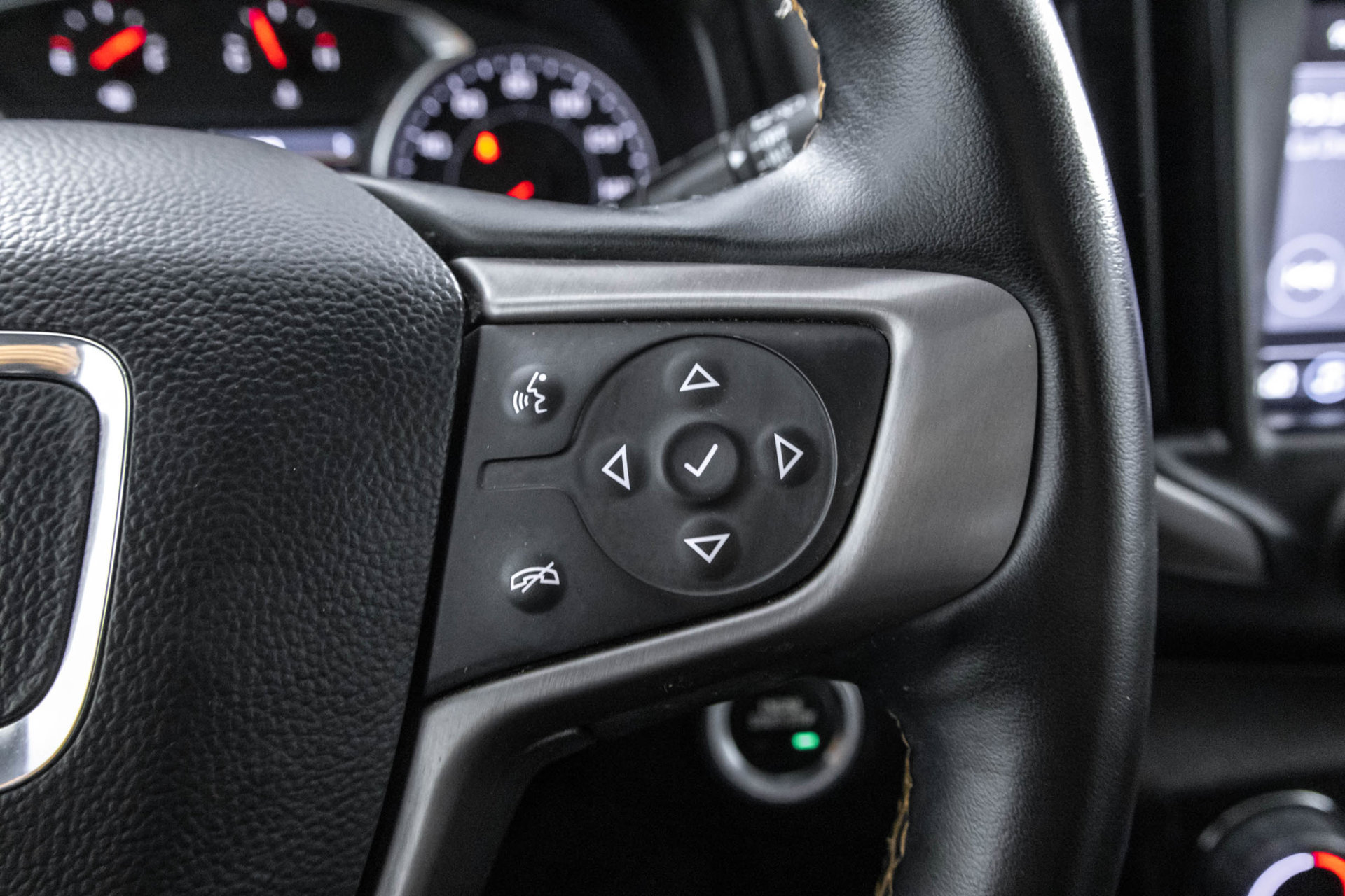 Used 2024 GMC Terrain AT4 AWD/4WD image 26