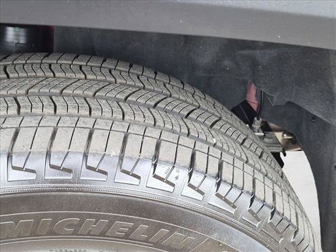 Used 2023 Jeep Grand Cherokee Limited AWD/4WD image 14