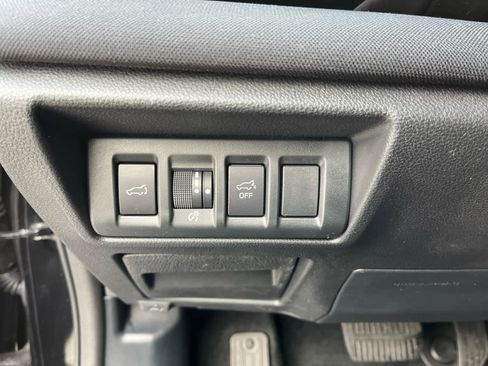 Used 2024 Subaru Outback Premium image 13