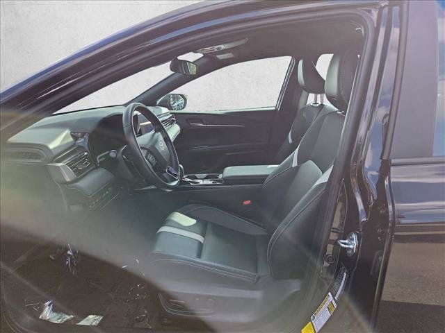 Certified 2025 Toyota Camry SE FWD image 14