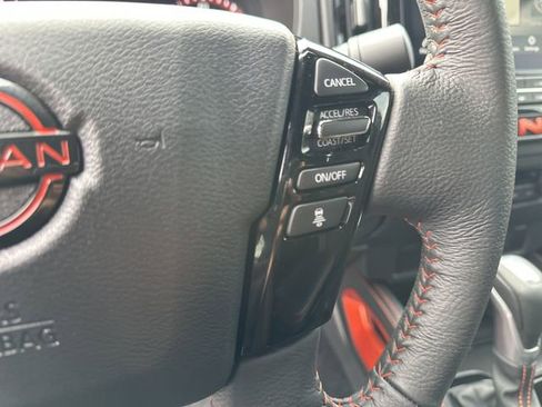 Used 2025 Nissan Frontier Pro-X RWD image 11