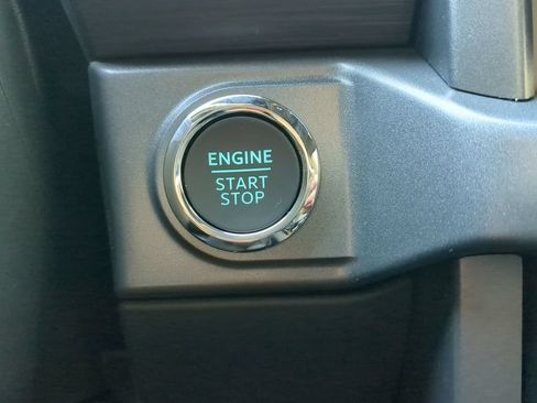 Used 2025 Ford F150 XLT w/ Equipment Group 303A High AWD/4WD image 33