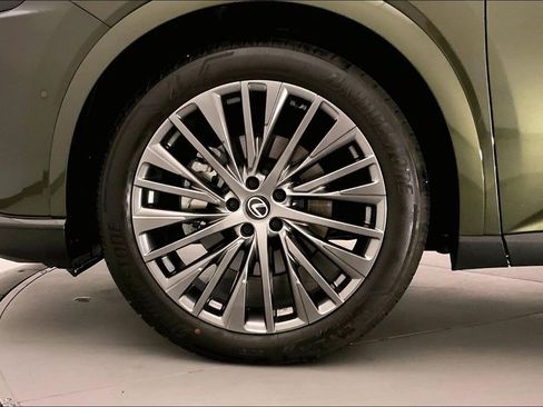 Used 2025 Lexus RX 350 AWD w/ Convenience Package image 8