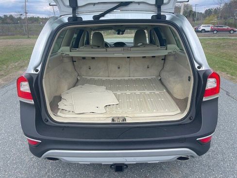 Used 2016 Volvo XC70 T5 Premier w/ Proximity Package AWD/4WD image 9