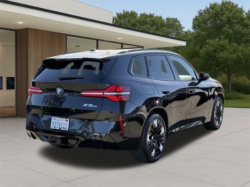Used 2025 BMW X3 xDrive30i w/ Premium Package image 8