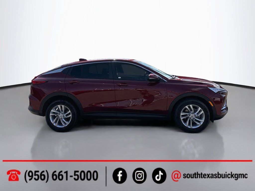 Used 2024 Buick Envista Preferred w/ Convenience I Package FWD image 9