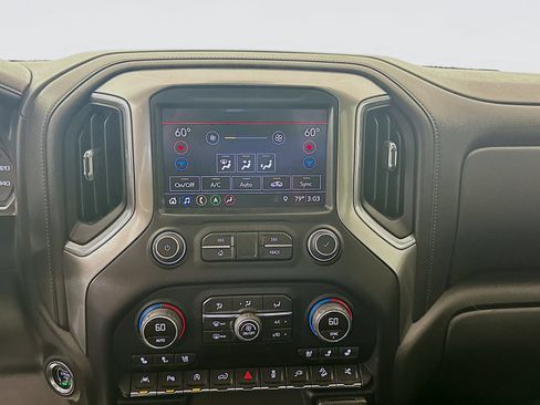 Used 2019 Chevrolet Silverado 1500 LTZ w/ LTZ Premium Package AWD/4WD image 16