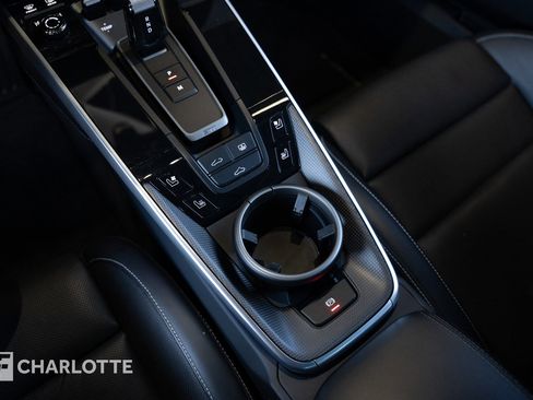 Used 2023 Porsche 911 Turbo image 30