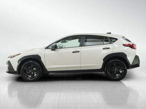 Used 2024 Subaru Crosstrek 2.0i image 2