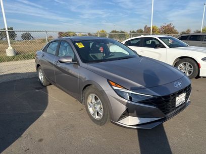 Certified 2023 Hyundai Elantra SE w/ Cargo Package