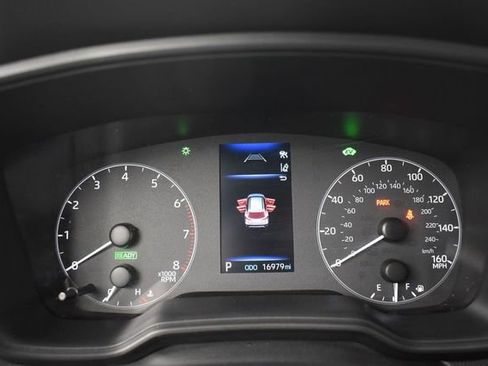 Used 2024 Toyota Corolla Cross AWD Hybrid image 11