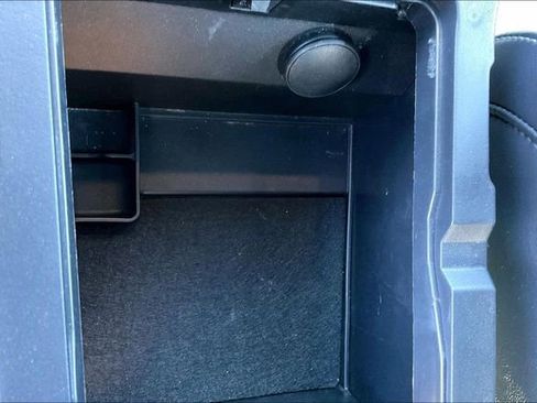 Used 2024 Ford Mustang Premium image 25