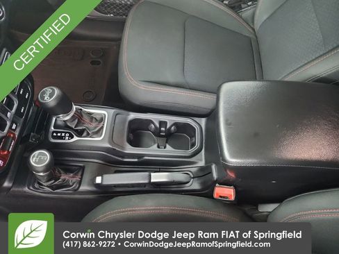 Certified 2018 Jeep Wrangler Unlimited Rubicon w/ Steel Bumper Group image 27