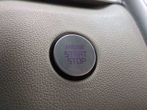 Certified 2023 Kia Sorento S image 28