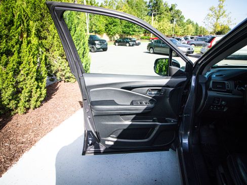 Used 2018 Honda Ridgeline RTL-E image 14