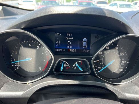 Used 2019 Ford Escape SE AWD/4WD image 11