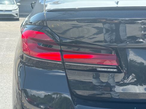 Used 2023 BMW 530i w/ M Sport Package RWD image 10