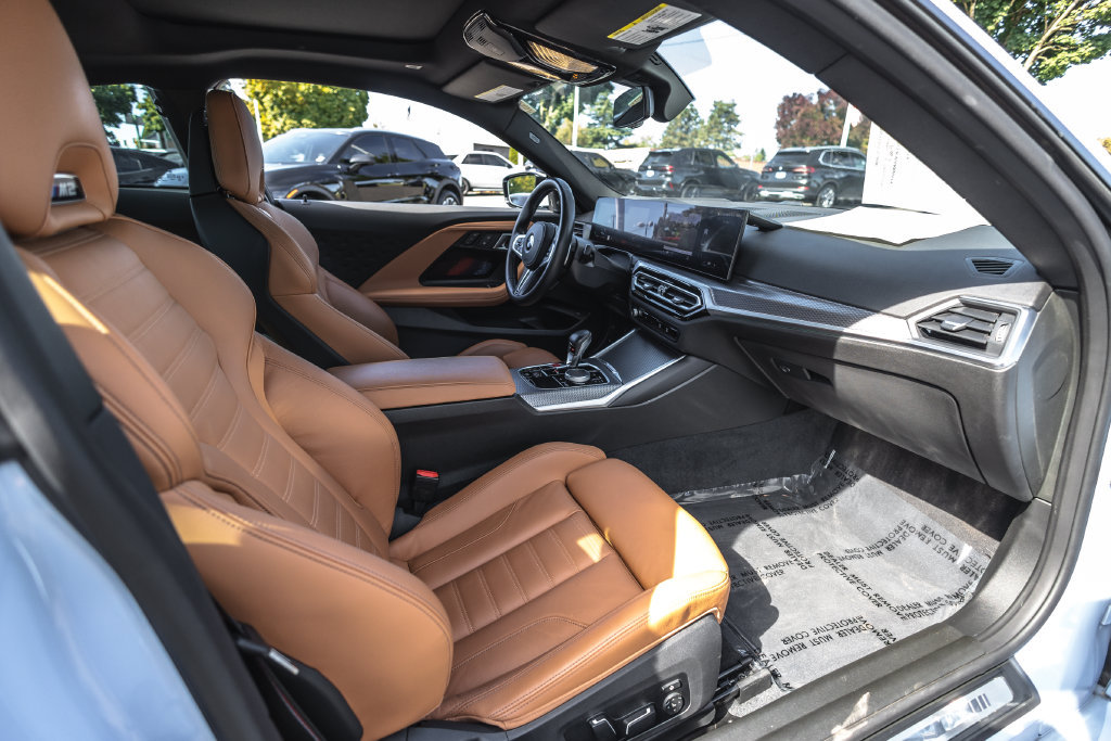 Used 2024 BMW M2 RWD image 27