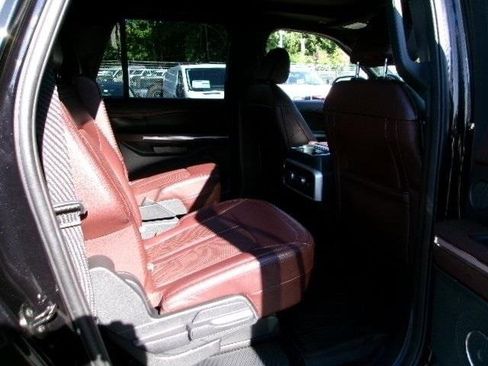 Certified 2022 Ford Expedition Max Limited image 4